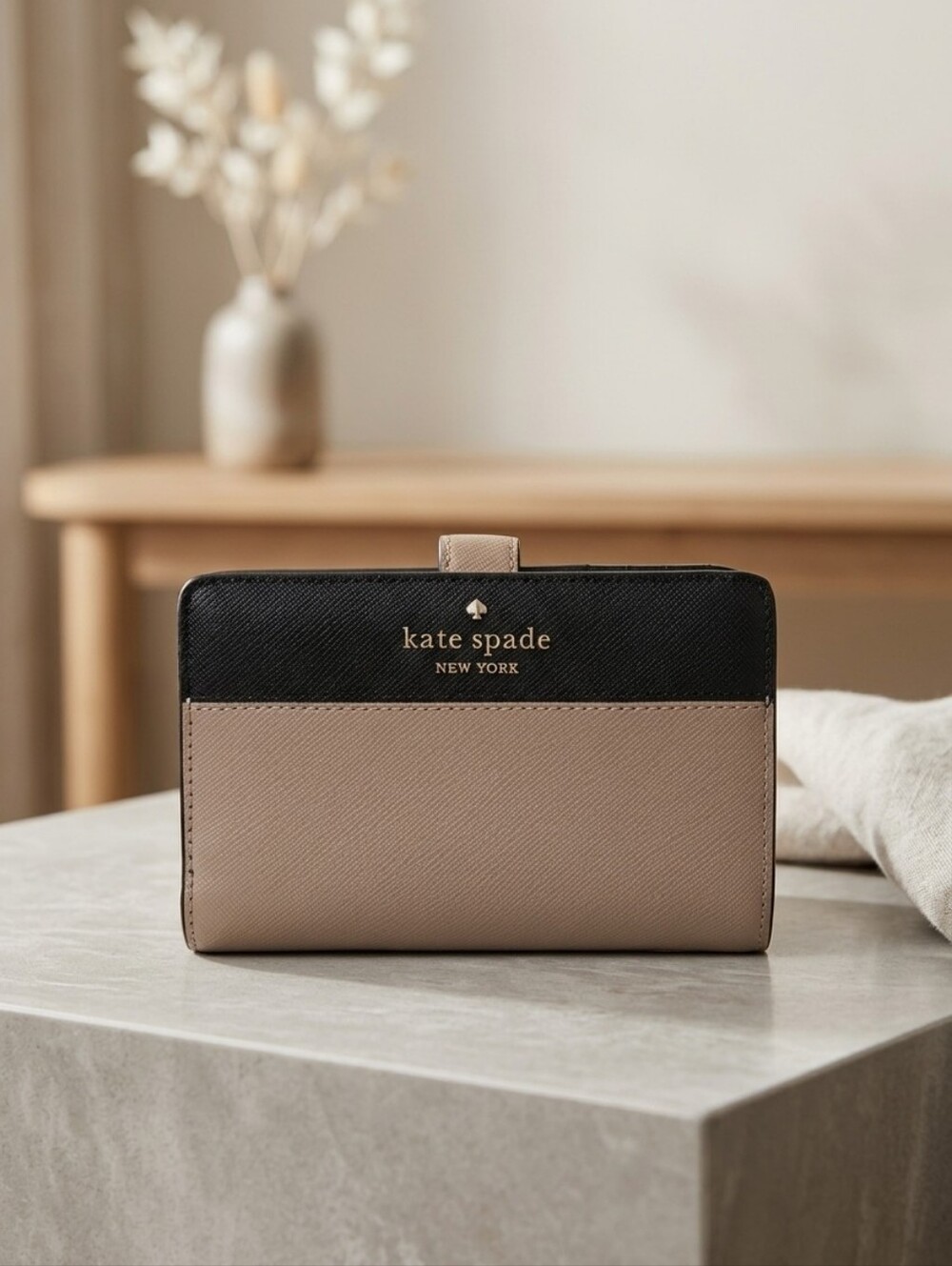 Kate Spade New York Madison Medium Compact Bifold Wallet